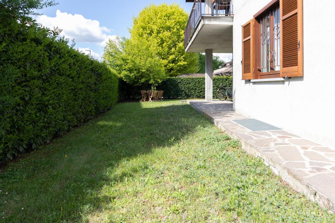 Profumodilago Angera Exterior foto